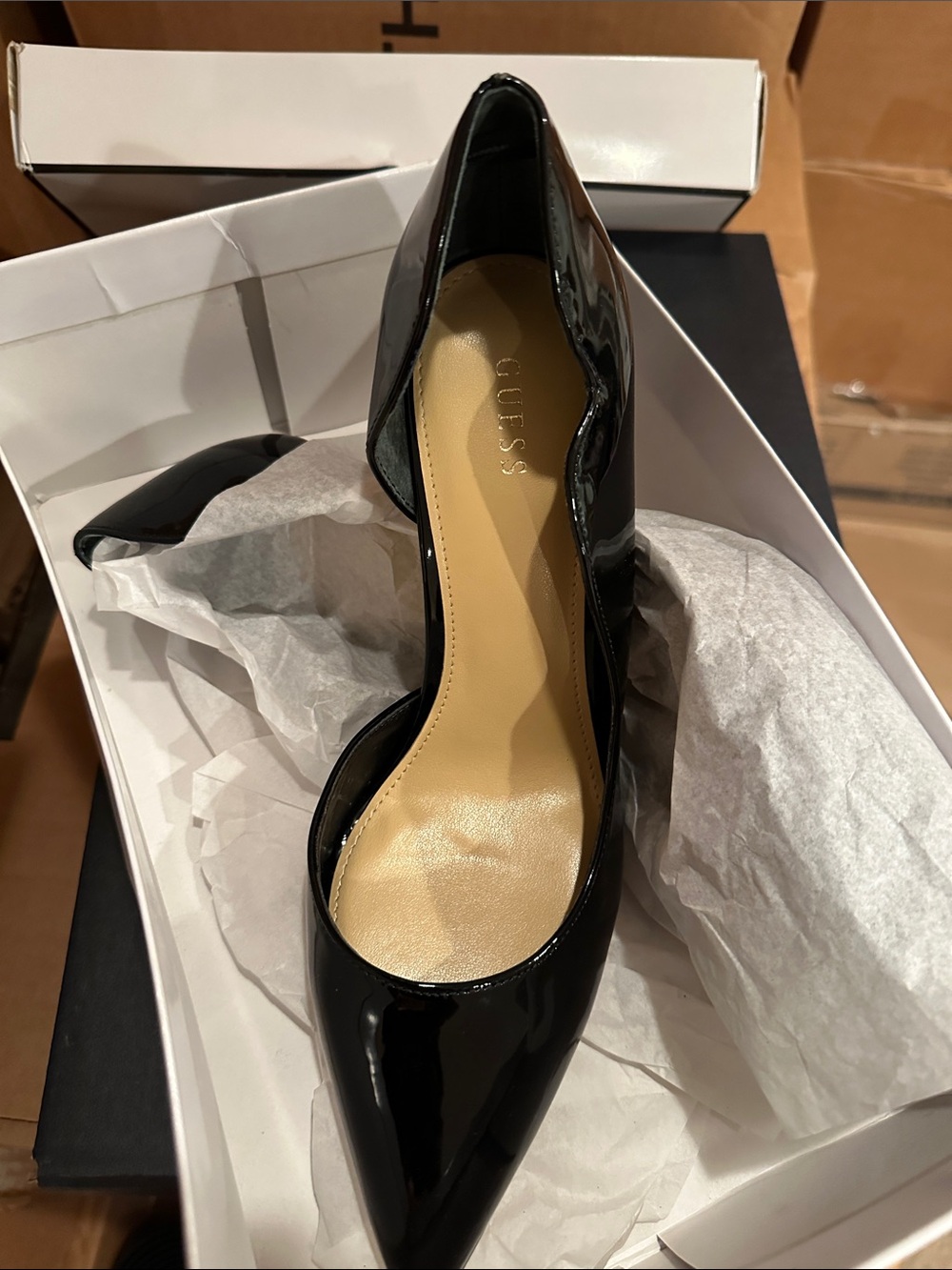 GUESS Black Patent Pointed-Toe D'Orsay Pump size 9